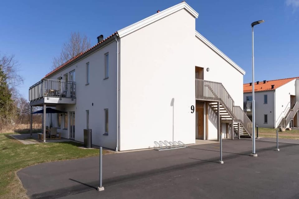 Spacious Three Bedroom Home w Patio and Workspace House in Skåne County