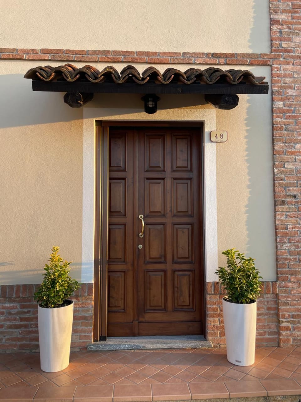 Facade/entrance, Day