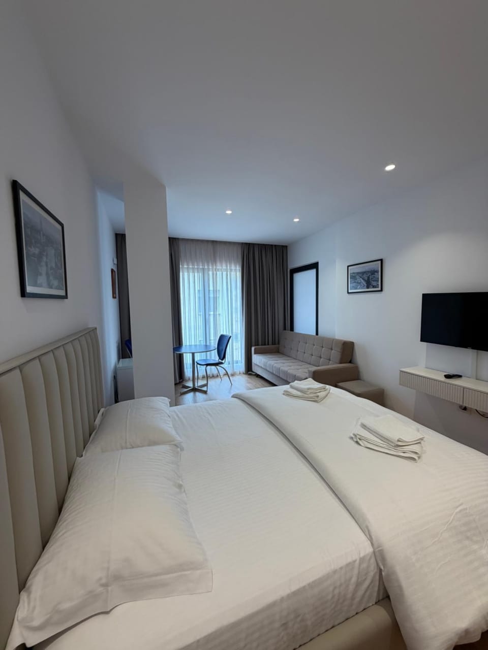 Eki Studio City Center Apartment hotel in Tirana