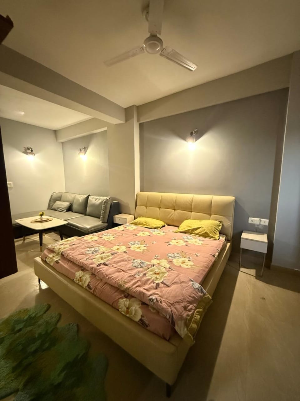 The Cozy Edits Apartment in Uttar Pradesh