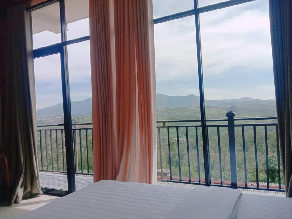 Falcon View Hotel in Nuwara Eliya