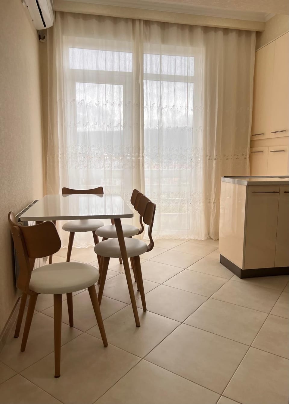 Dining area, air conditioner