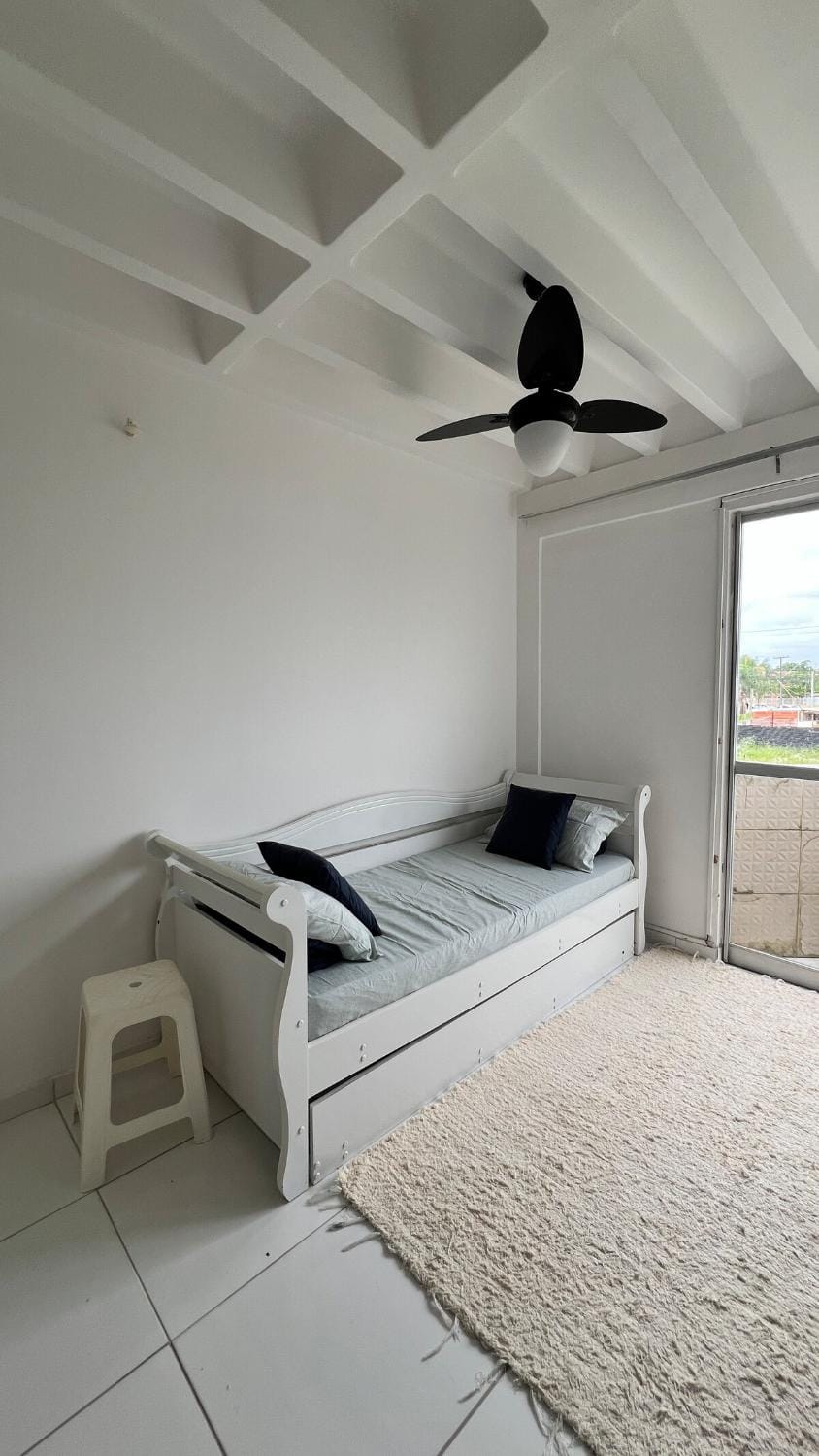 Apartamento em Condomínio Clube com Piscina Apartment in State of Paraná