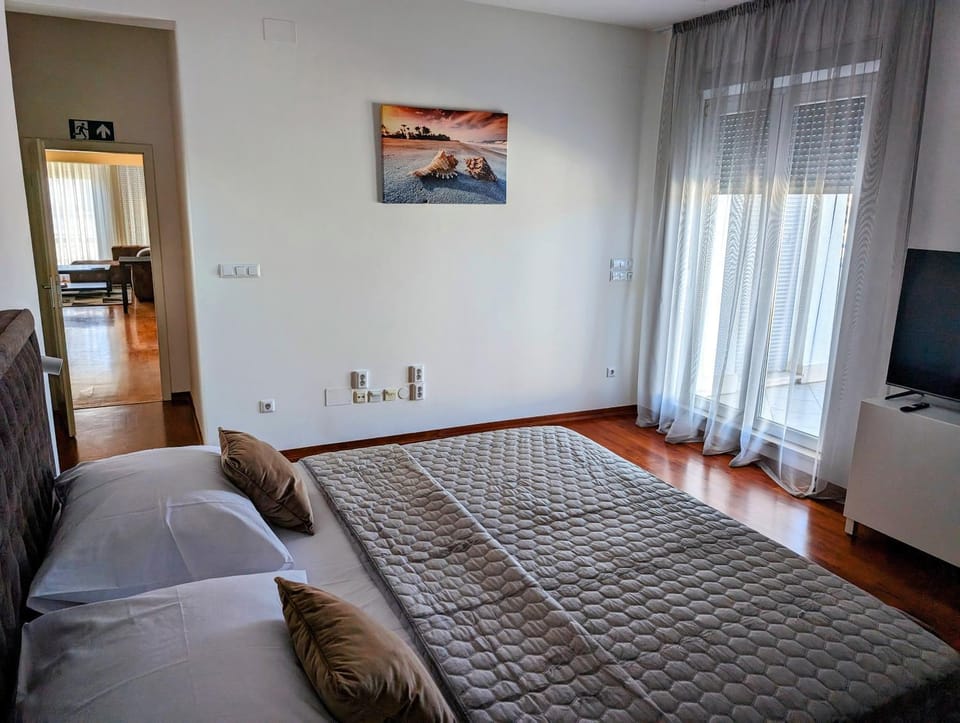 XXL Apartments Penthouse Apartment in Split