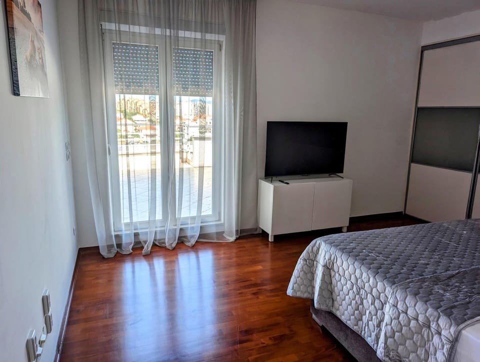 XXL Apartments Penthouse Apartment in Split