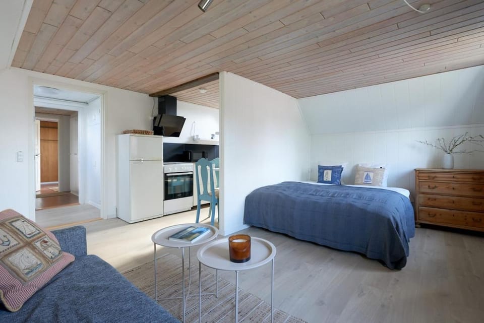 Lavender studio apartment in a villa close to Løkken Apartment in Løkken