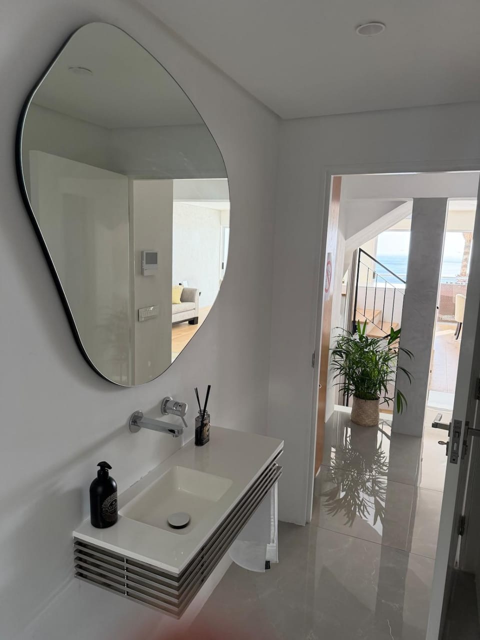 Rico luxury 25B Medburn Camps Bay Villa in Camps Bay