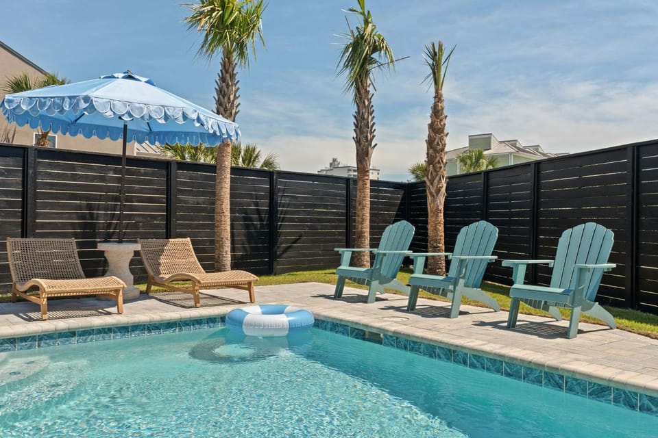Patio, Pool view, sunbed