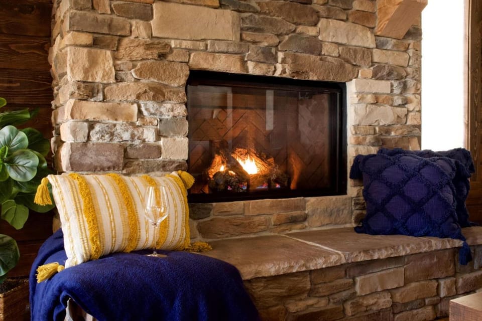 Mountain Ranch - 10min to Yellowstone, Hot tub, Views, AC House in Idaho
