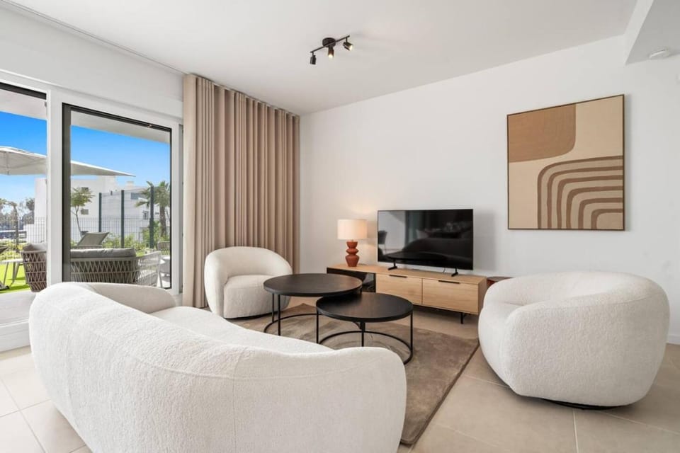 TV and multimedia, Balcony/Terrace, Living room, Seating area, heating, air conditioner