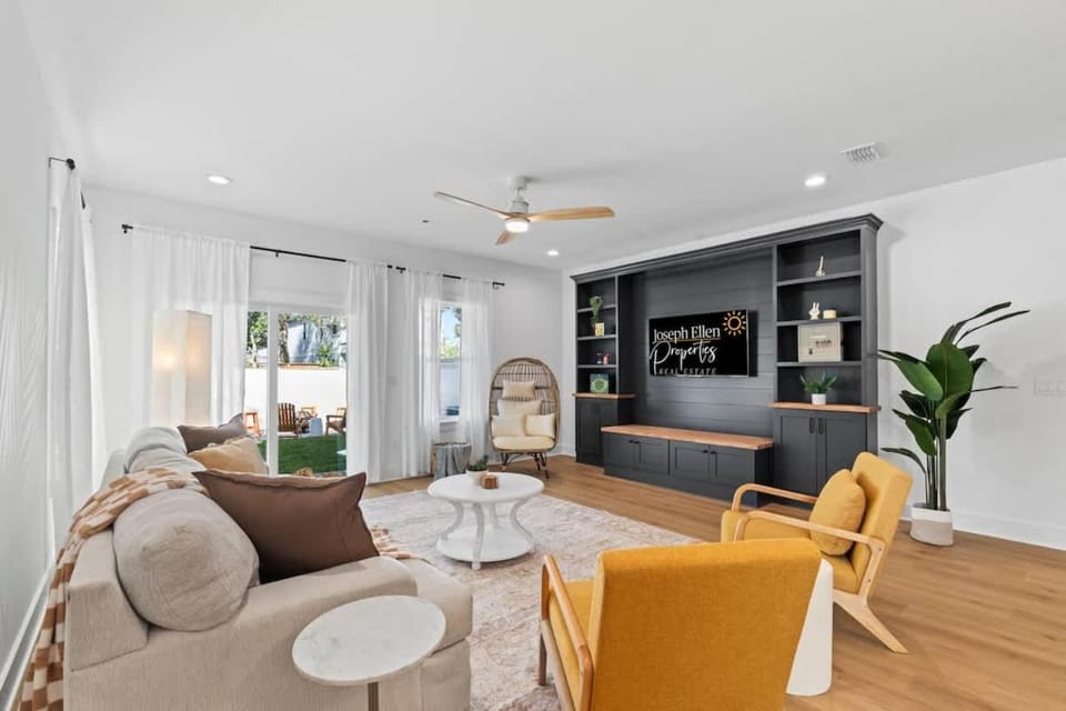 Golden Palms by Team Joseph Ellen House in Jacksonville Beach