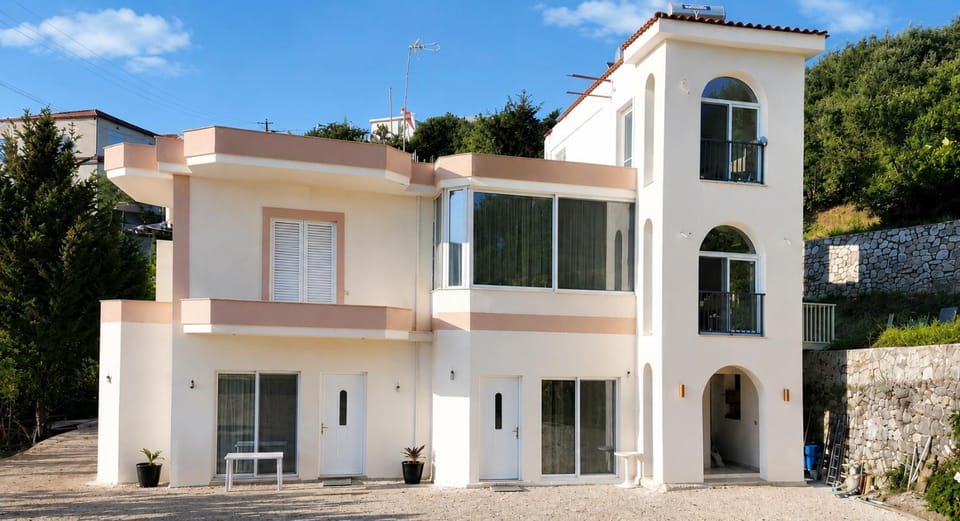 Property building, Mountain view, Street view, Quiet street view