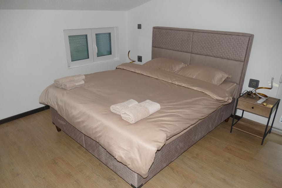 Blue Nest Apartment in Montenegro