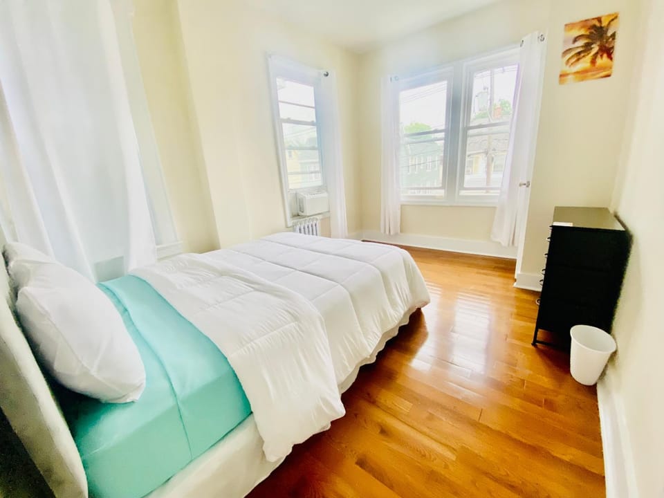 Carib Escape - Room 1 Vacation rental in Irvington