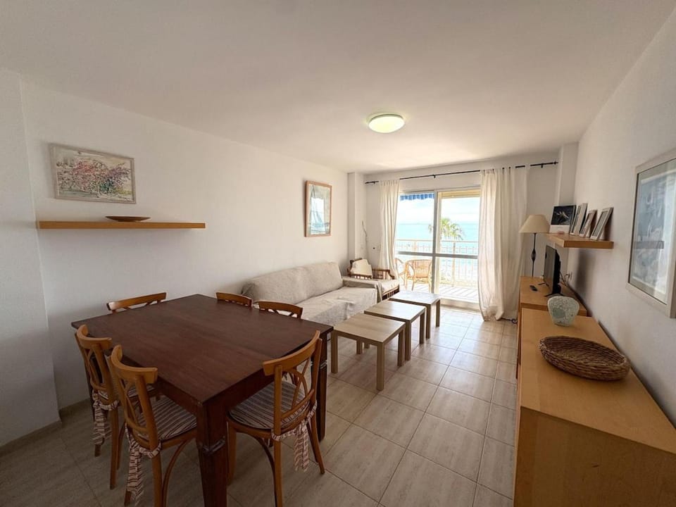 Torre Hirta Playa Apartment in Peniscola