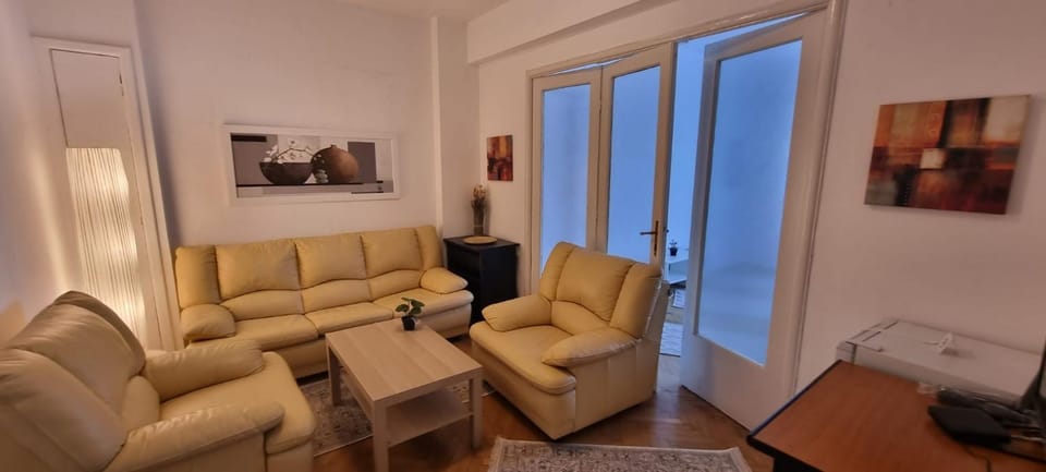 Old Bucharest Scent Apartment in Bucharest