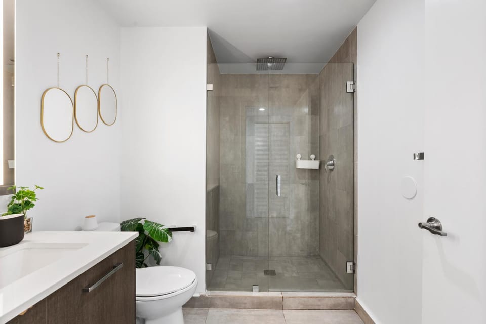 The Biscayne Luxury Waterfront Escape, Downtown Miami Apartment in Miami