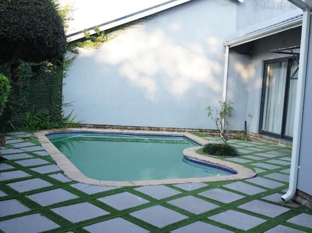 Alpha Morning side Residence Apartment in Sandton