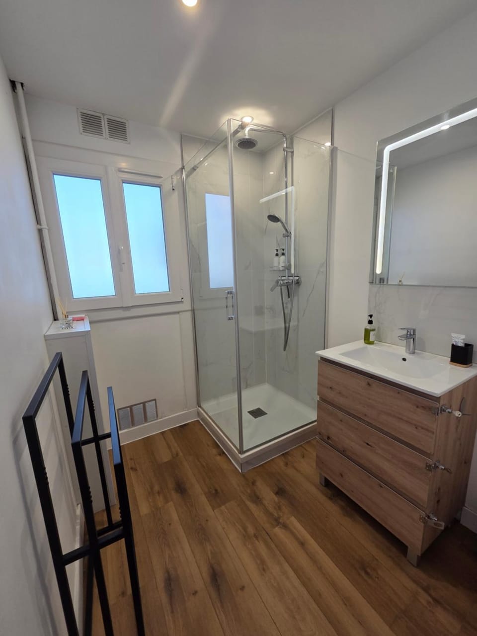 Shower, Bathroom