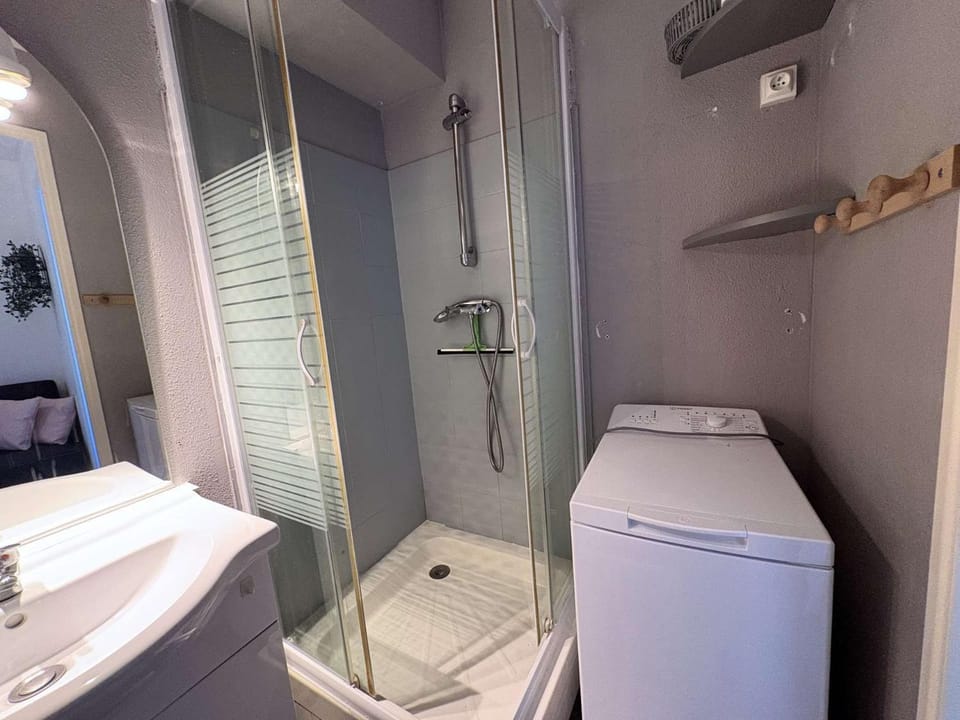 Studio Cabine -La Grande Motte GM040-117 Cabin in La Grande-Motte