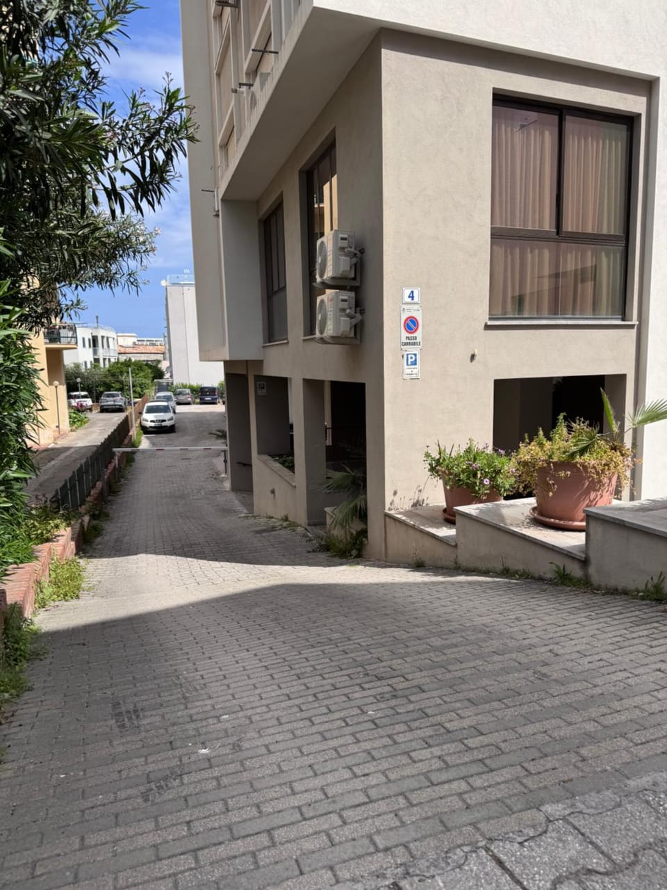 Property building, Street view, Parking
