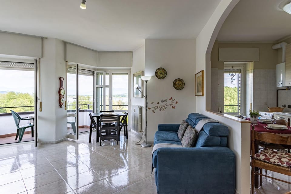 Day, View (from property/room), Living room, Seating area, Lake view
