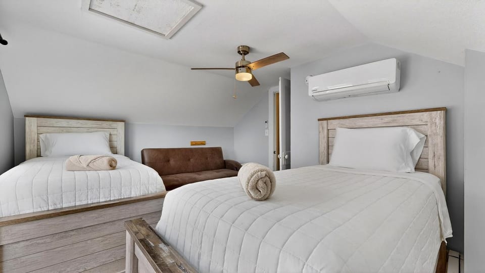 Dream House by Bayley Vacation Rentals House in Old Orchard Beach