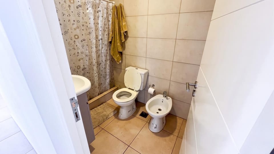 Shower, Toilet, Bathroom, bidet