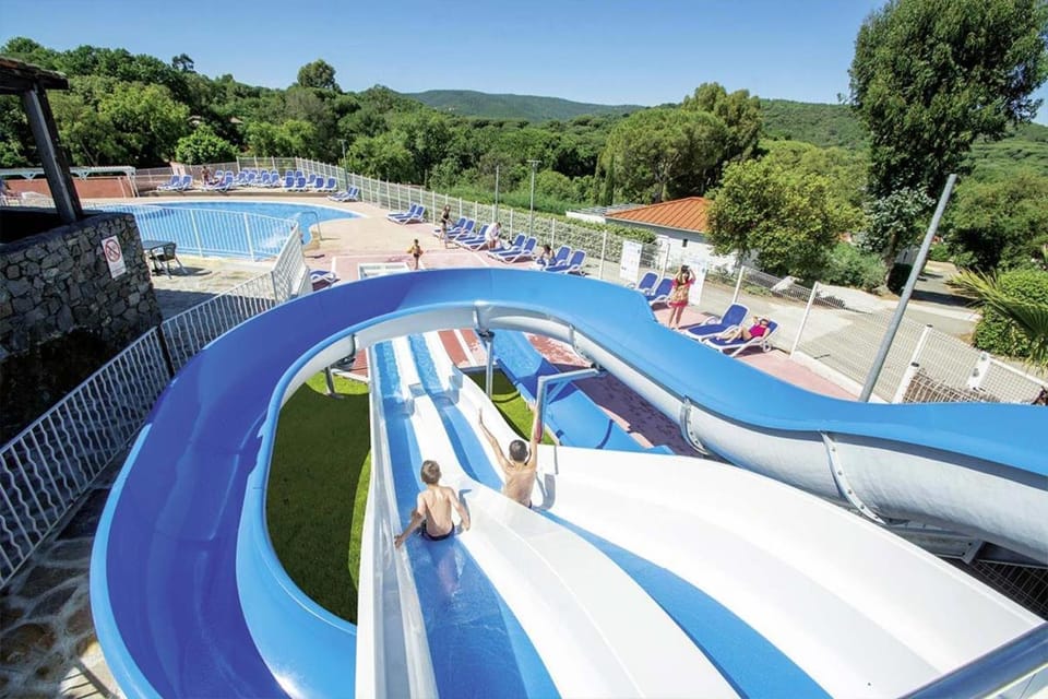 Mobil-home tout confort à Gassin Golfe de Saint-Tropez Campground/ 
RV Resort in Gassin