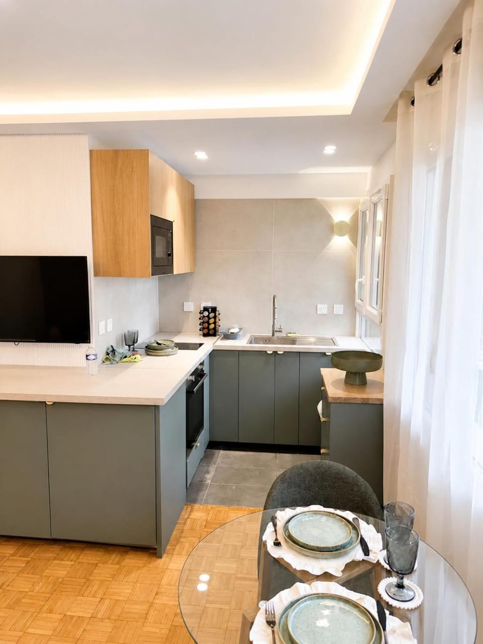 Elegant 2 pieces Boulogne Apartment in Paris