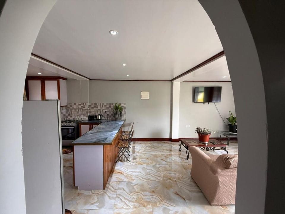 Max Cozy Corner Apartment in Dominica