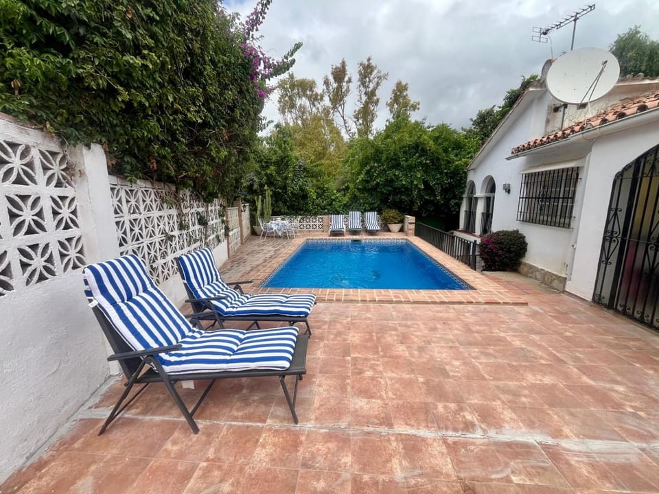 Villa Marbella -Pool - Beach at 300 m House in Marbella