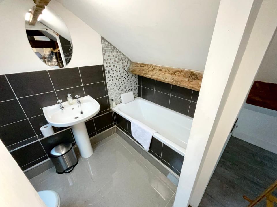 Toilet, Bathroom