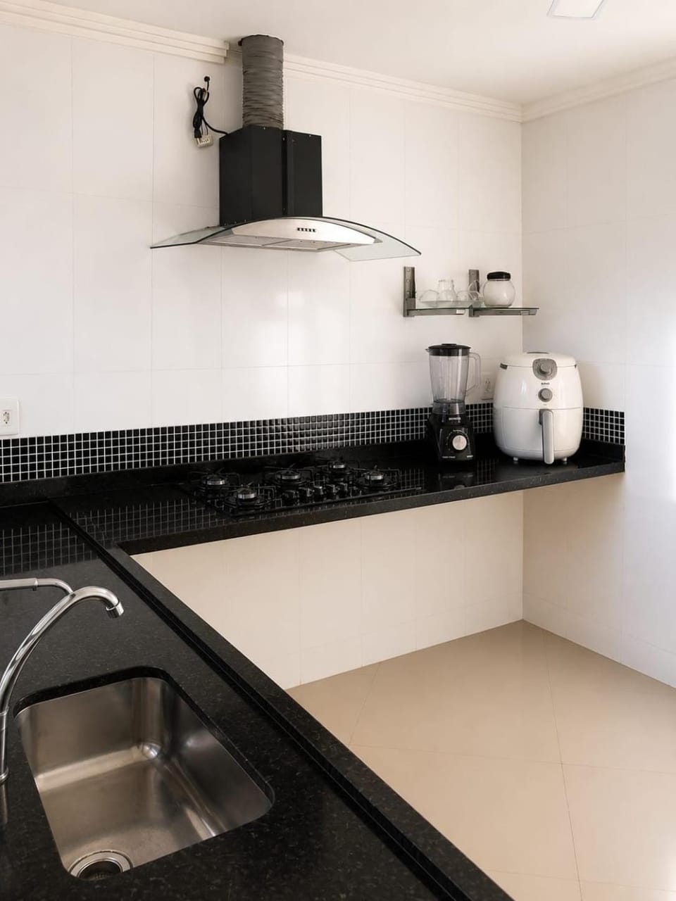 Kitchen or kitchenette, kitchen