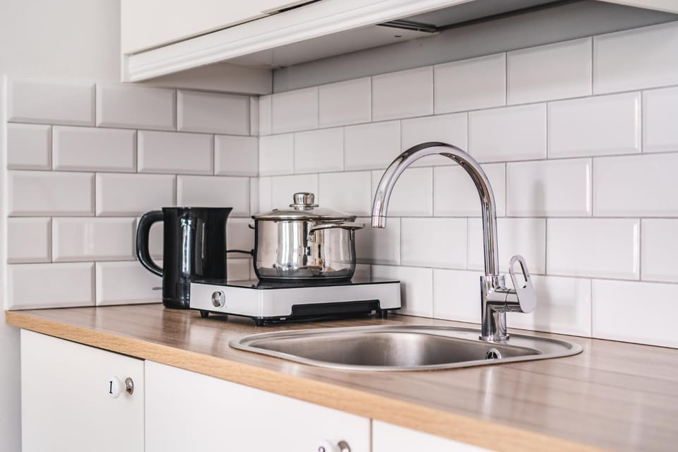 Kitchen or kitchenette, Living room