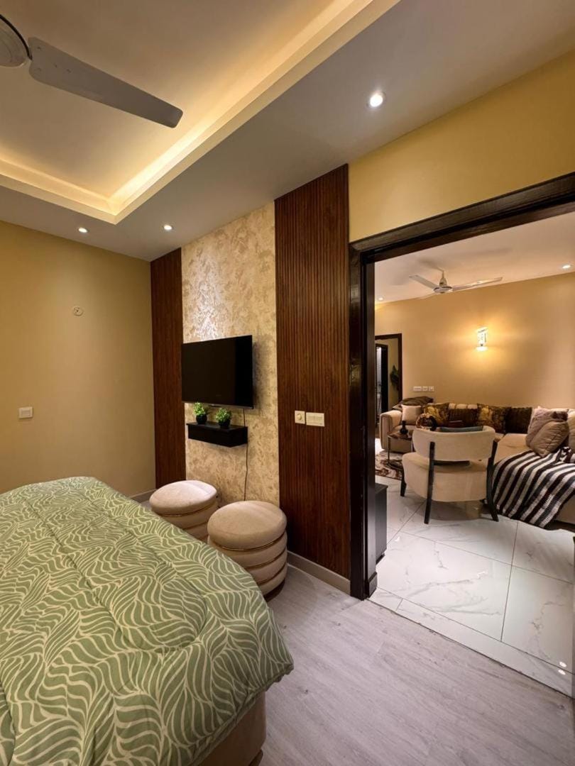 Noor Luxury Residence Gulberg Apartment in Lahore