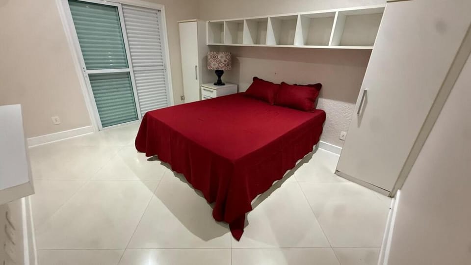 500 m da praia com enxoval completo Luxo e conforto House in Bertioga