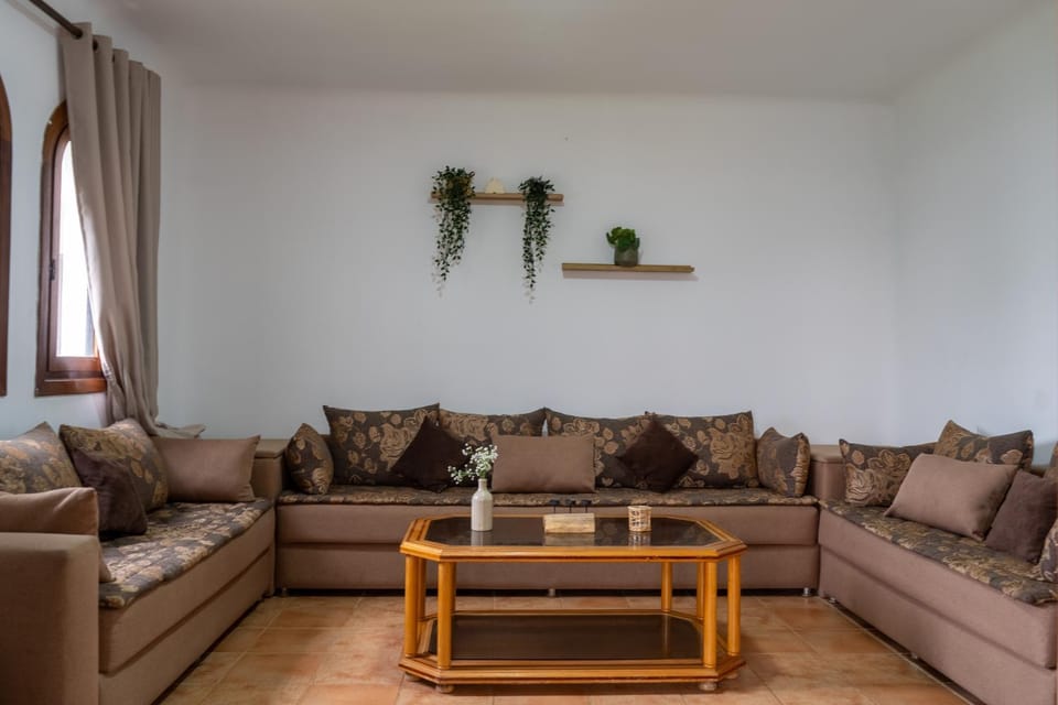 Relaxing Holiday Home with Pool & Tropical Garden Apartment in Tangier-Tétouan-Al Hoceima