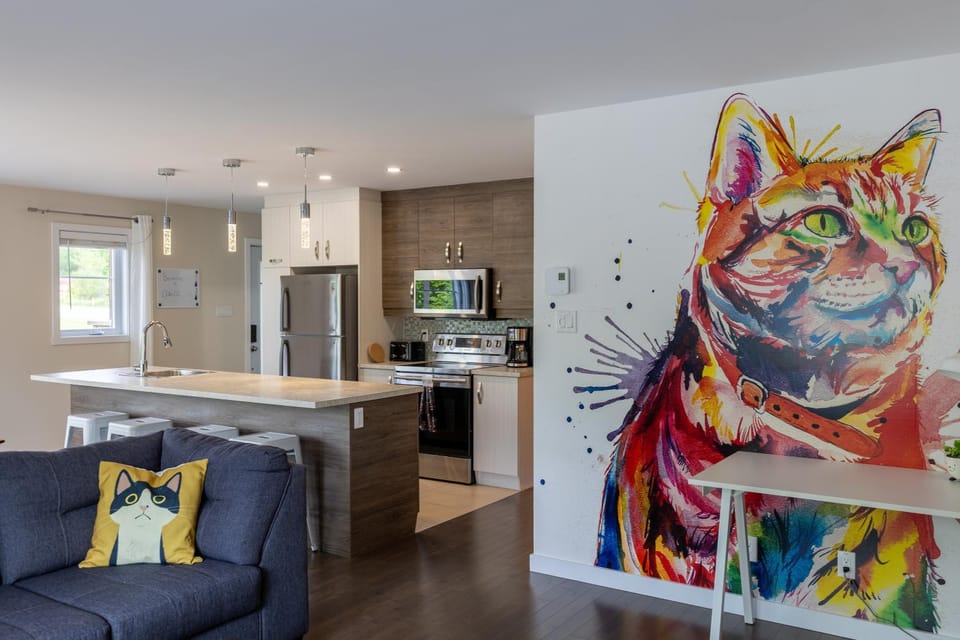Kitchen or kitchenette, Living room