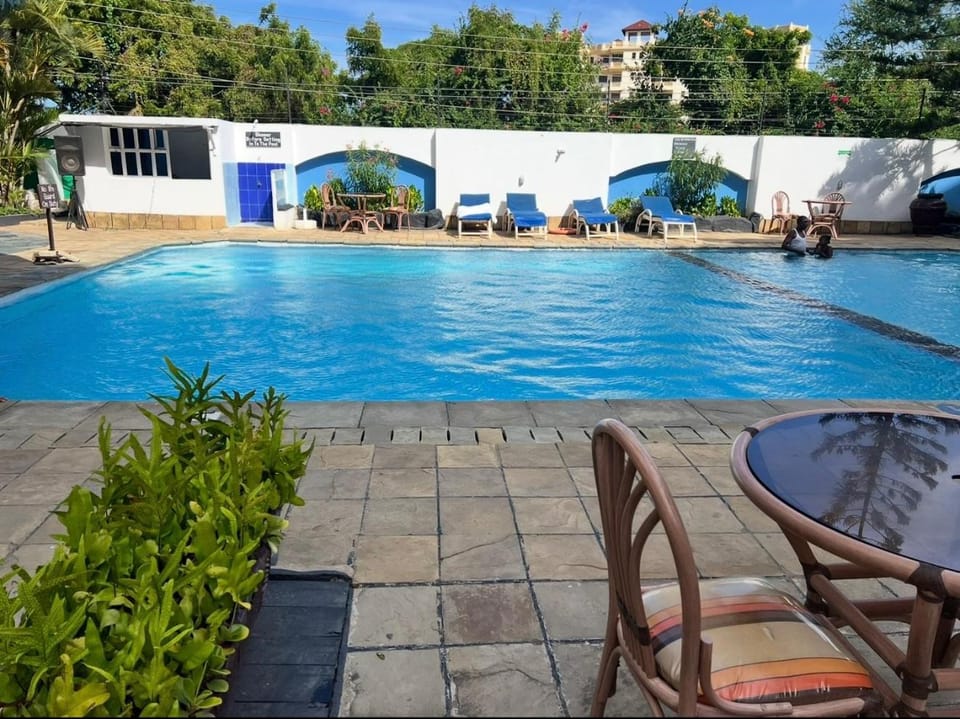 Sunny Shore at Sunrise Resort Apartment in Mombasa County