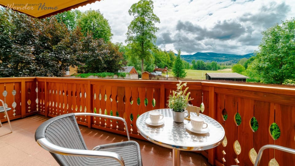 Day, Natural landscape, View (from property/room), Balcony/Terrace, Mountain view