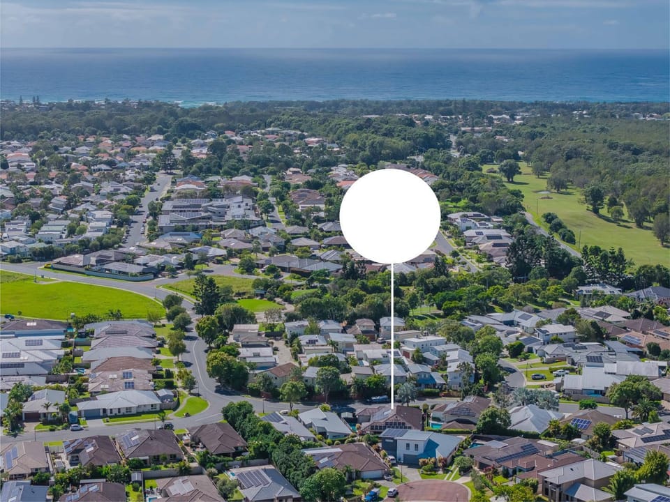 Family Beach Escape - 4 Bedroom Home with Pool House in Pottsville