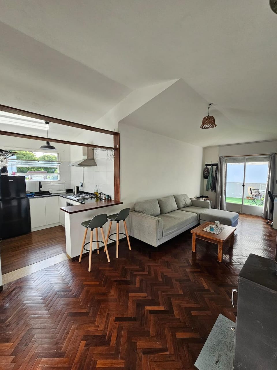 Apartamento con gran balcón frente a parque Apartment in Montevideo Department, Uruguay