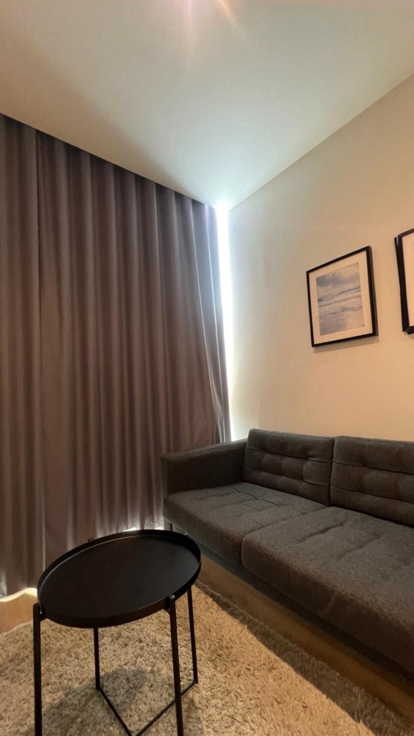 Heathrow Airport Elite Stays Apartment in London Borough of Hounslow