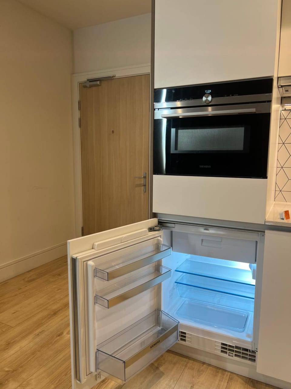 Heathrow Airport Elite Stays Apartment in London Borough of Hounslow