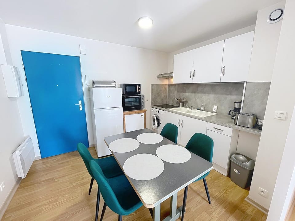 Appartement duplex proche gare - 4 pers. - FR-1-361-576 Apartment in Granville