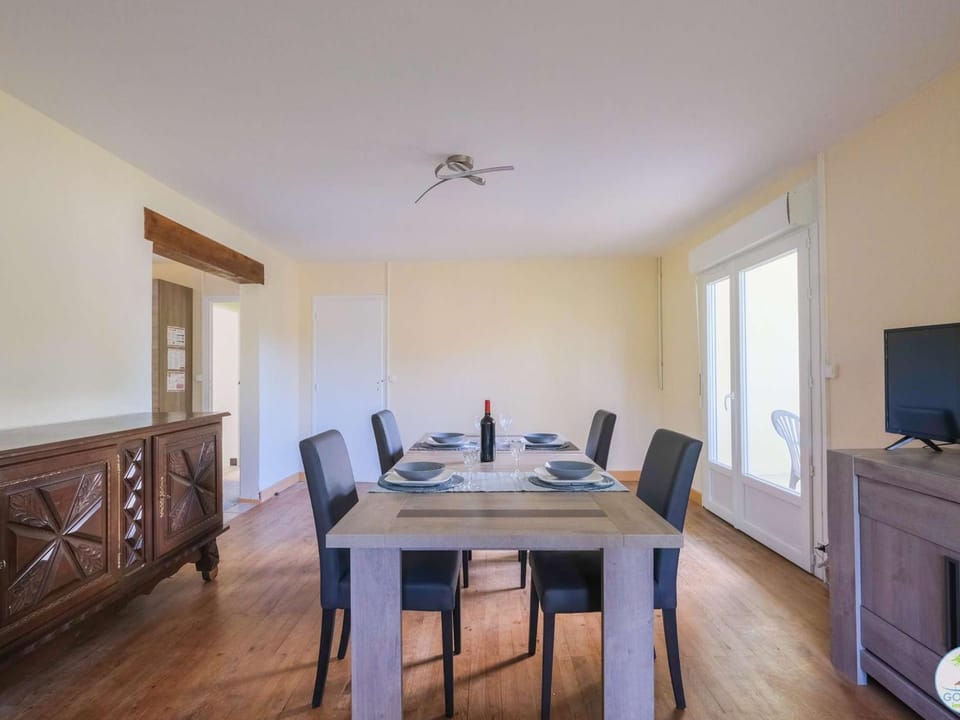 Appartement proche lac - 8 pers. - FR-1-877-33 Apartment in Sanguinet