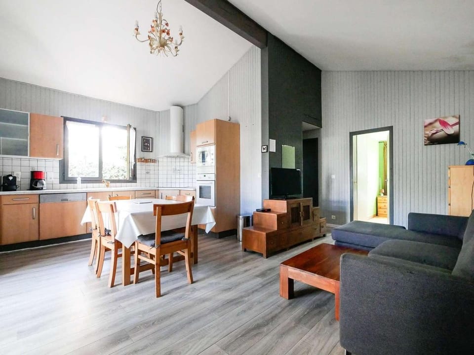 Maison en bois charmante proche lac - 9 pers. - FR-1-877-31 Chalet in Sanguinet