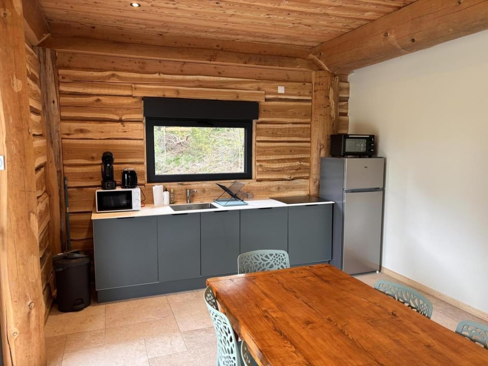 L'ecorce sauvage 4/6 pers House in Occitanie