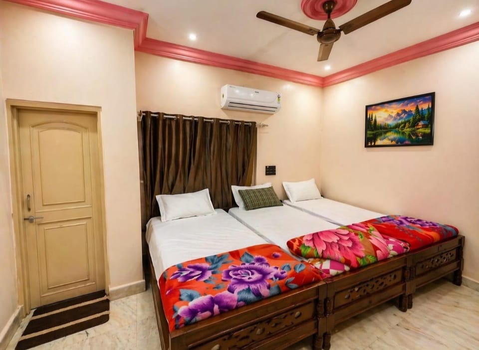 Evergreen AC Bunglow Villa in Gujarat